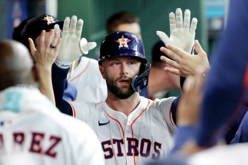 Christian Walker's Walk-Off Magic Propels Houston Astros to Victory