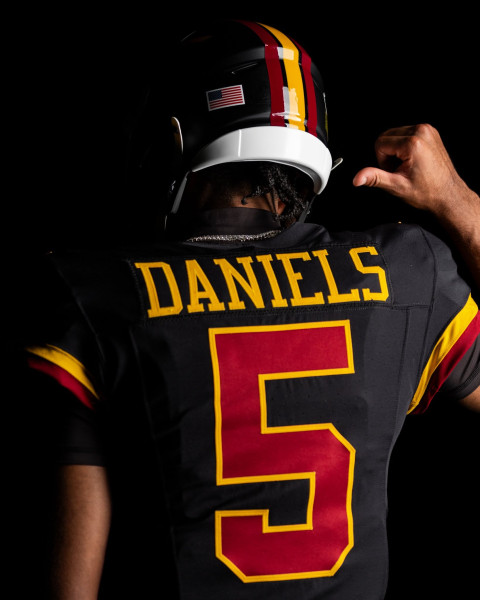Commanders QB Jayden Daniels Issues Cease and Desist to LSU Over Jersey Mix-Up