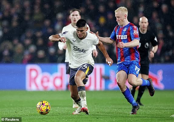 Crystal Palace and Everton Clash: Crucial Goals and Line-ups Uncertain