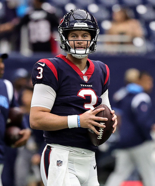 Davis Mills' Future with the Texans Unclear Following Injury