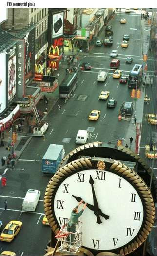End of the Twice-Yearly Ritual: Daylight Saving Time Faces Potential Overhaul