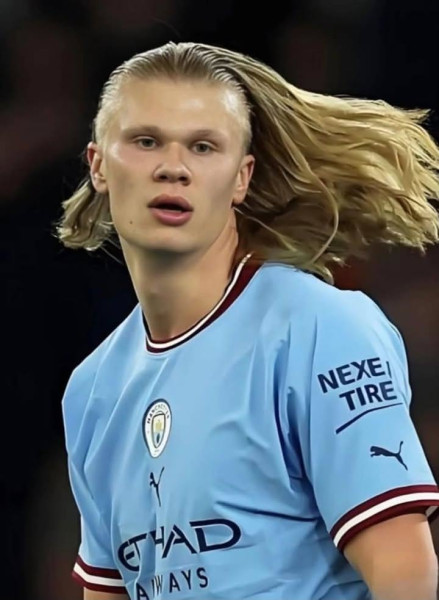 Erling Haaland's Shock Buzz Cut: A New Look for a New Season