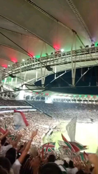 Fluminense Stuns Palmeiras in Dramatic Maracanã Showdown