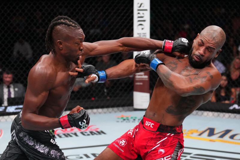 Jalin Turner vs. Kaue Fernandes: A Lightweight Battle Heats Up UFC 330
