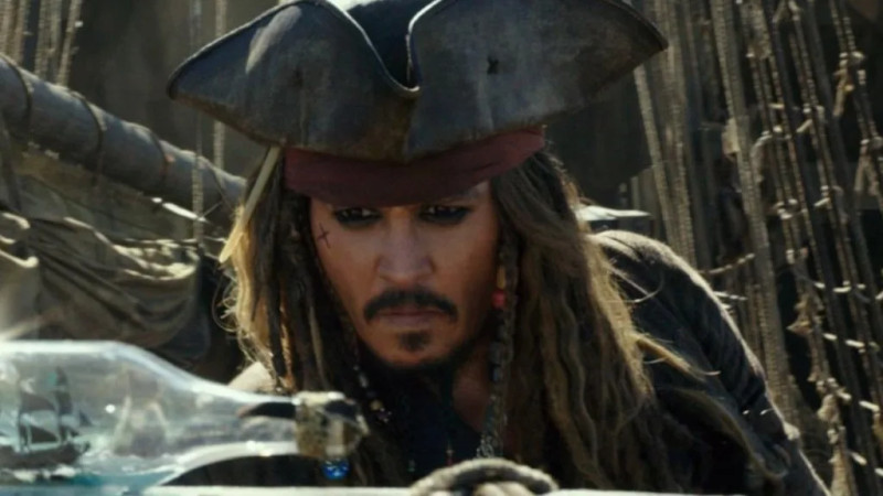 Johnny Depp in Talks for Pirates of the Caribbean 6 Return