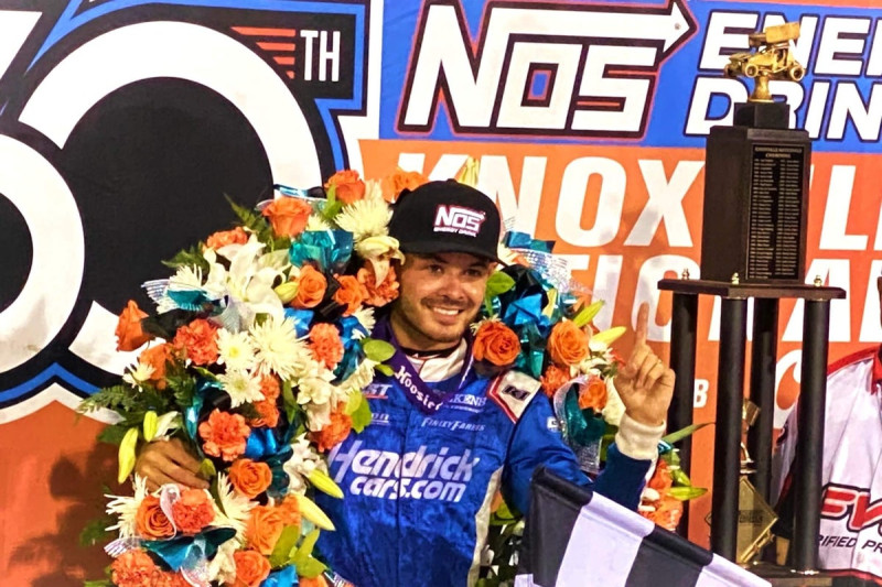 Kyle Larson's Unprecedented Victory at Knoxville Nationals 2026