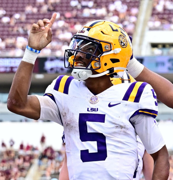 LSU Jersey Controversy: Jayden Daniels’ Cease and Desist Letter Sends Shockwaves Through College Football