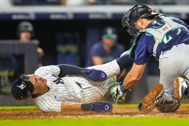 Mariners Ace Bryan Woo to Face Yankees in Crucial Series
