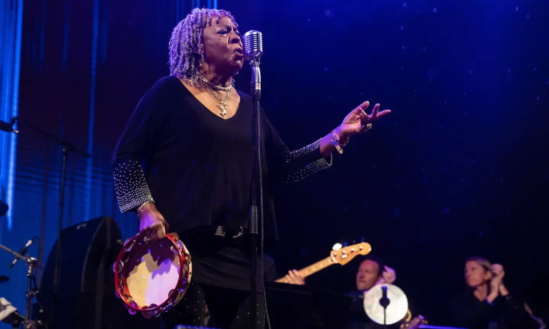 Martha Reeves' Surprise Anthem Performance Lights Up WPBL Debut
