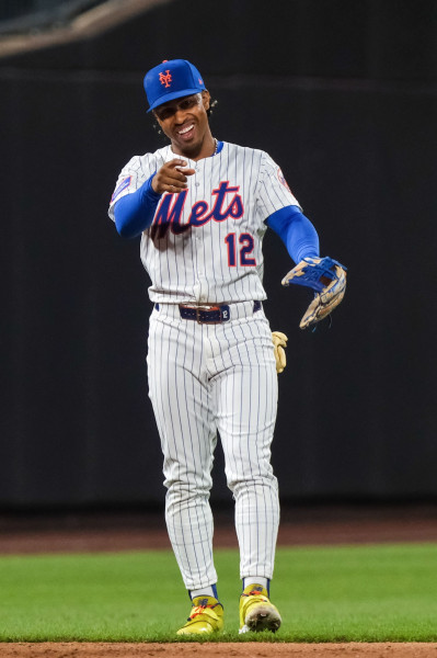 Mets' Late-Inning Surge Secures Victory, Lindor And Young Power Ahead