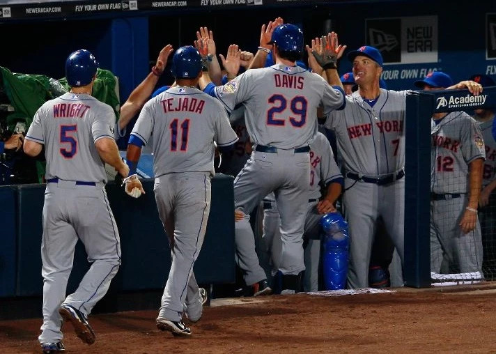 Mets Secure Winning Streak Against Braves