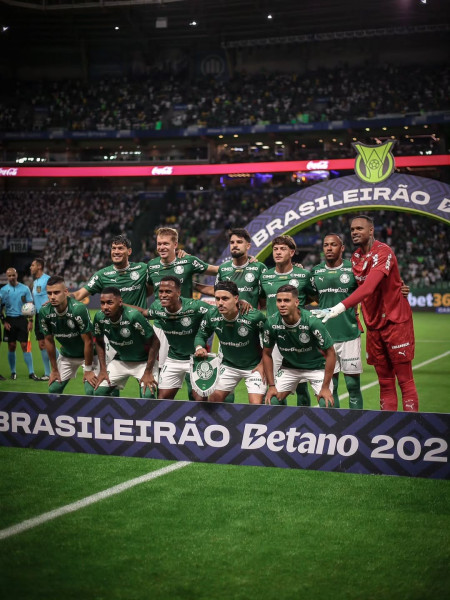 Palmeiras Triumphs Over Internacional in Thrilling Match