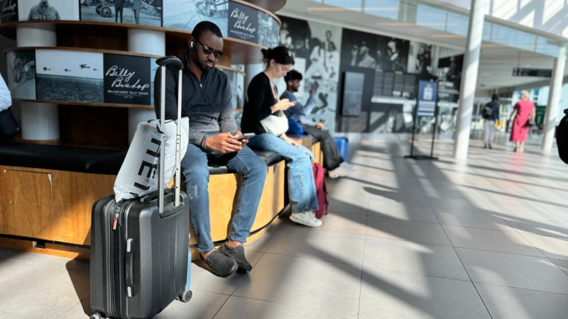 Porter Airlines Flight From Victoria to Toronto Cancelled After Child Refuses Seatbelt