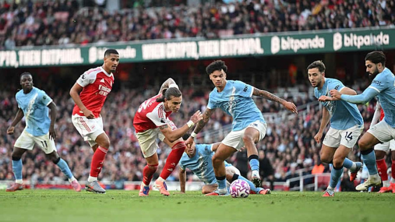 Premier League Showdown: Arsenal Hosts Manchester City in Crucial Clash