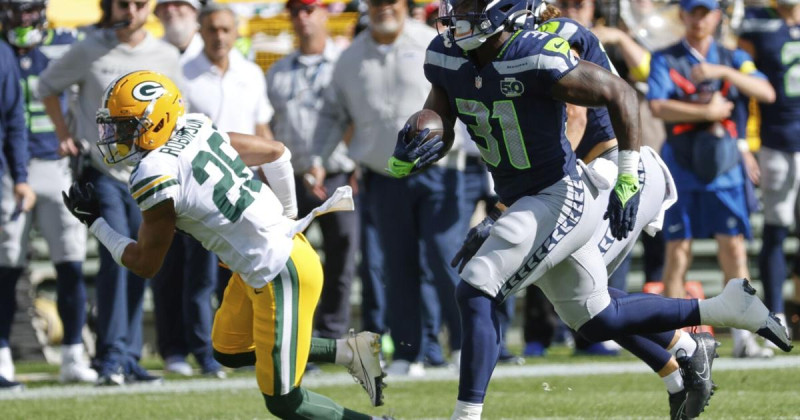 Seahawks vs. Titans: Jacardia Wright and the Fight for Supremacy
