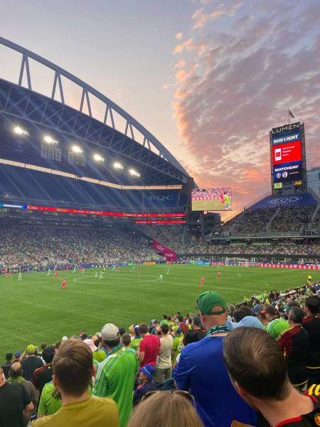 Sounders vs. Chivas: A Thrilling Night at Lumen Field