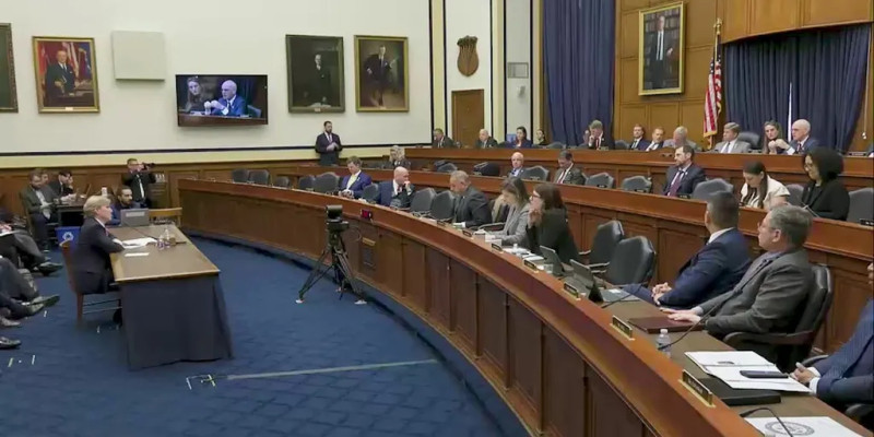 Stephen Feinberg's Urgent Pentagon Meeting Exposes Tensions Over Iran War