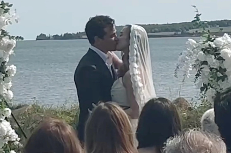 Tallulah Willis and Justin Acee Tie the Knot in Idaho