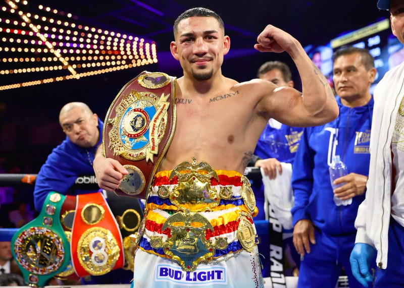 Teofimo Lopez Wins Thrilling Majority Decision Over Rolly Romero