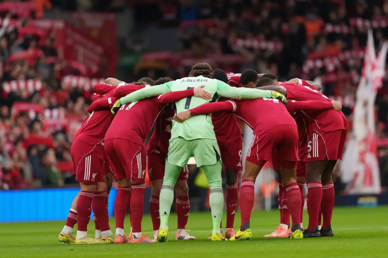 The Electric Atmosphere of Liverpool's Pre-Season Thriller Against Como