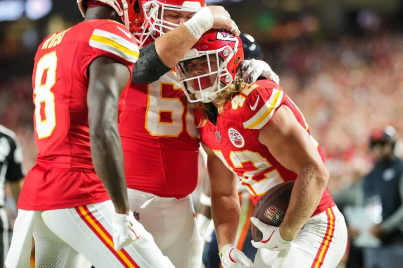 The Latest on Carson Steele and Case Keenum: NFL’s Newest Headlines