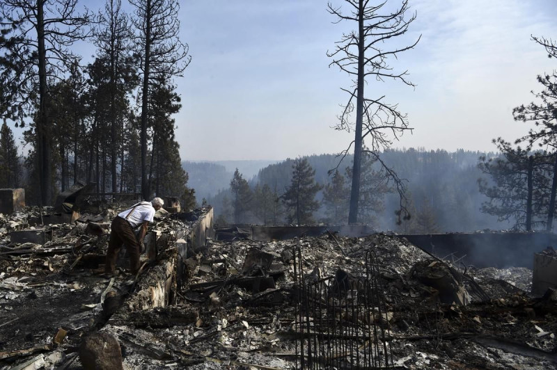 Wildfires Ravage Spokane: Communities on Edge as Flames Spread