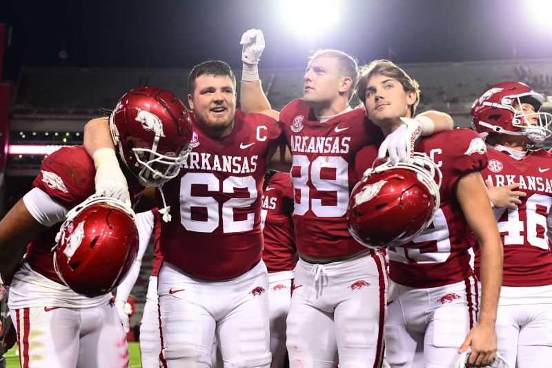 Arkansas Razorbacks Football: Fatality Shocks Nation as Utah Utes Dominate in Thundering Victory