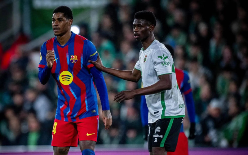 Barça and Racing Santander Clash: EPL Signing Sparks Controversy