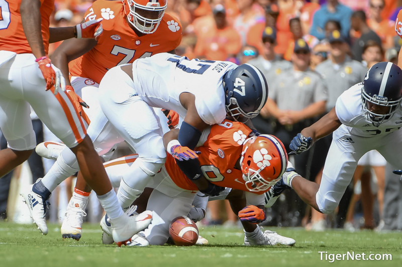 Clemson Football Dominates Georgia Southern: A Runaway Victory in the Making