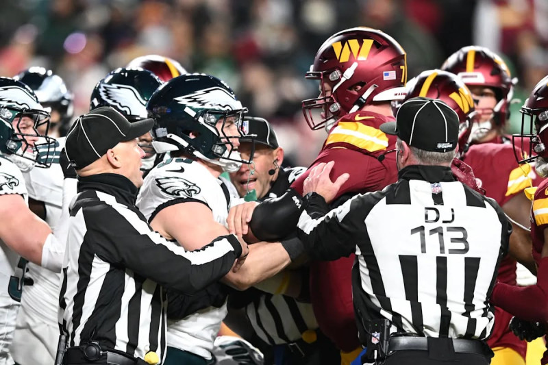 Commanders vs Eagles: A Rivalry Renewed on the Gridiron