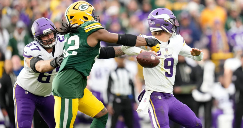 Green Bay Packers Rally to Edge Minnesota Vikings in Thriller