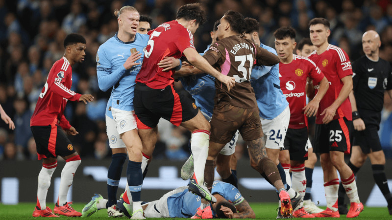 Manchester Derby Heats Up: Manchester City vs. Manchester United Clash