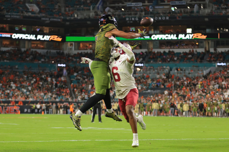 Miami Hurricanes vs. Stanford Cardinal: A Clash of Titans