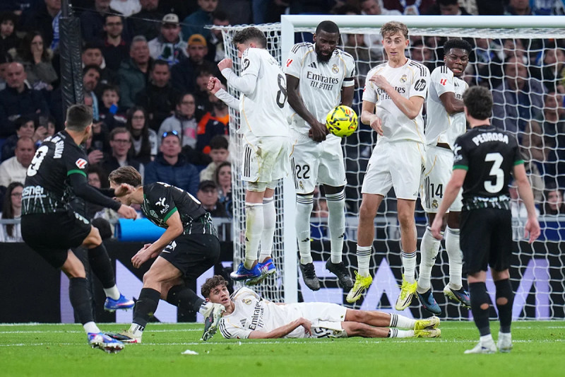 Real Madrid's Dramatic Turnaround: Eclipsing Elche CF in La Liga