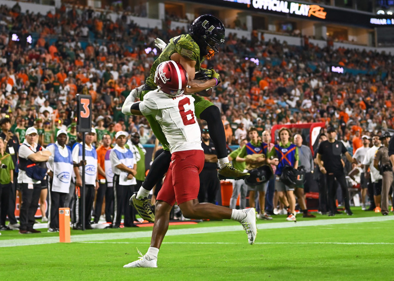 Stanford's Sweeping Victory: The Miami Hurricanes' Struggle
