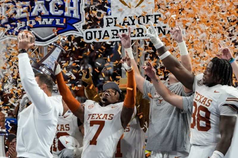 Texas Longhorns Dominate Texas State in Intense Showdown!