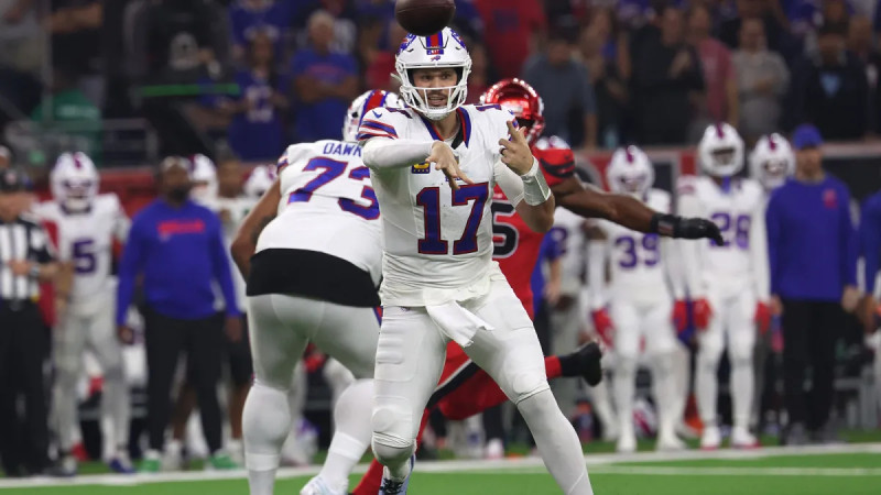 The Buffalo Bills' Josh Allen, Anchors a Hard-Fought Victory Over the Houston Texans