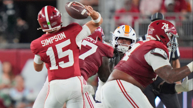 The Clash of Titans: Alabama and Kentucky Face Off in High-Stakes SEC Football Showdown