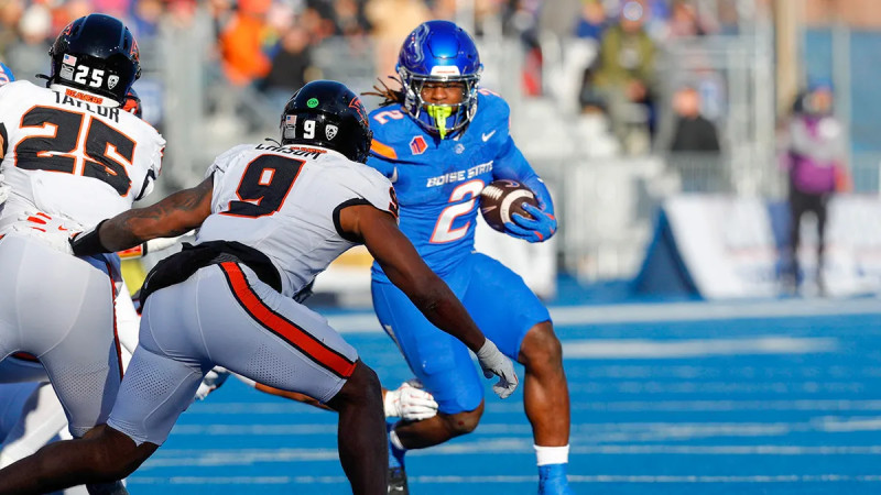 Underdogs Roar: Boise State vs. Oregon