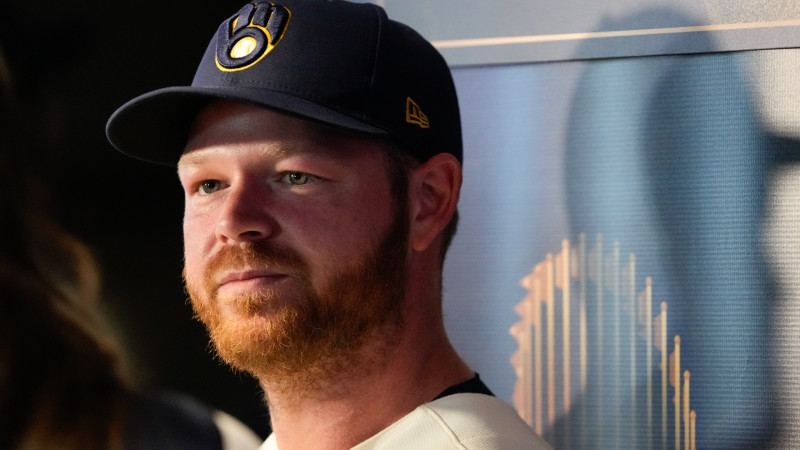 Brandon Woodruff returns to Brewers’ World Series roster