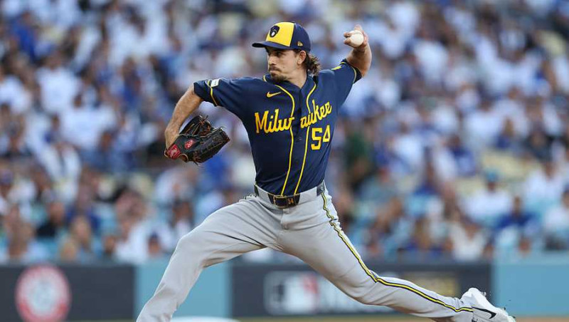 Brewers beat Dodgers 6-2, take 3-0 NLCS lead