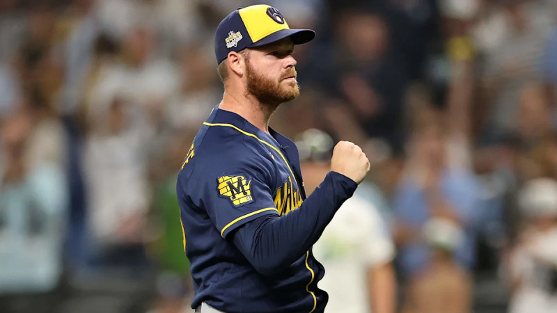 Brewers hold 3-0 lead in World Series as pitching plans shift for Game 4
