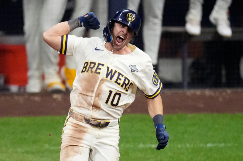 Brewers Take 2-0 Lead Over Rays in World Series After Game 3 Victory
