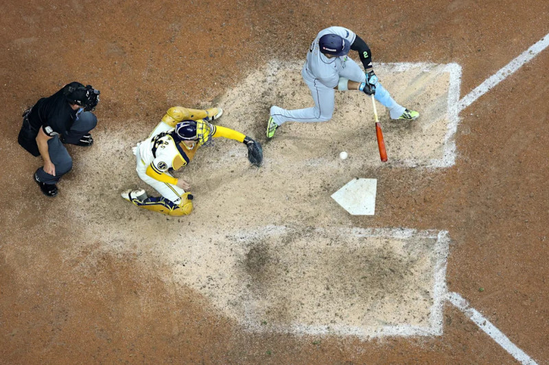 Brewers Win Game 2 5-4 as Check‑Swing Call Ends World Series Contest