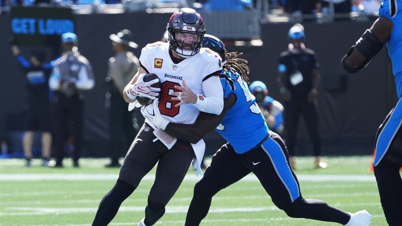 Buccaneers Rout Panthers 43-13 in Baker Mayfield's Return