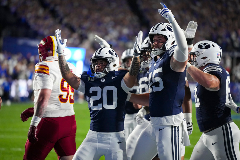 BYU climbs to No. 2 in AP poll ahead of Utah showdown