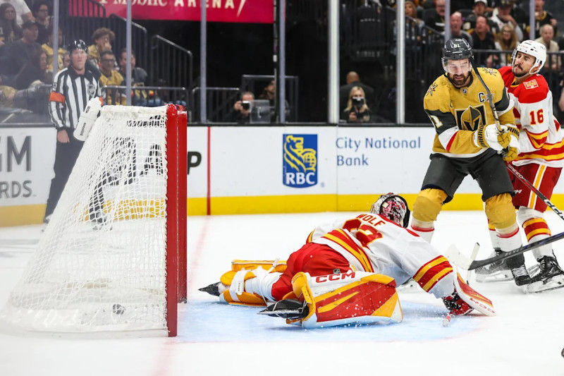 Carolina Hurricanes Lose to Calgary Flames 3-2 at Scotiabank Saddledome