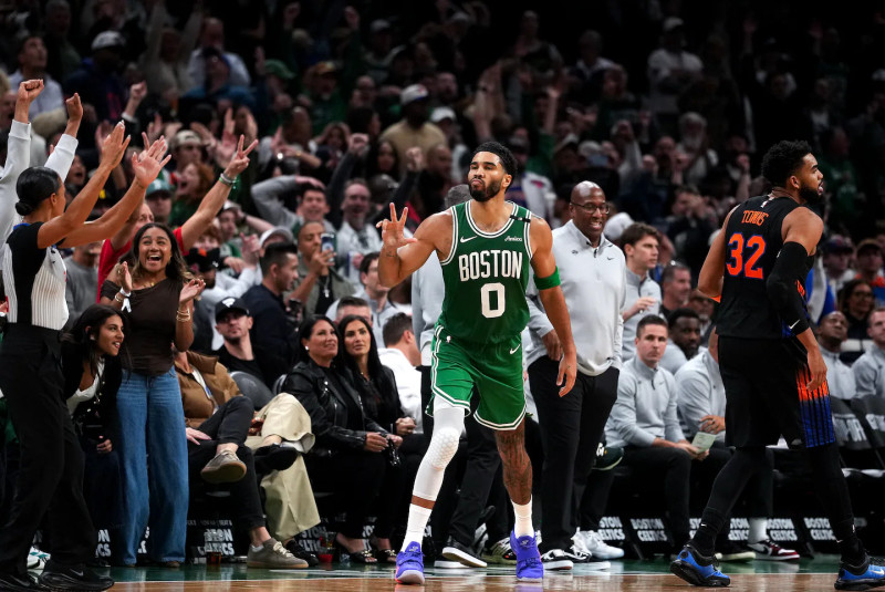 Celtics edge Knicks 107-103 in TD Garden showdown