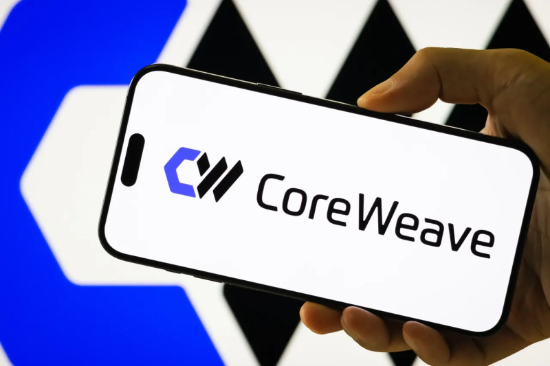 CoreWeave Announces $3.7 B Convertible Bond Offering as Stock Slides Over 6%