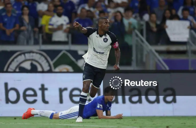 Cruzeiro Secures Hard-Fought Victory Over Remo in Tense Match